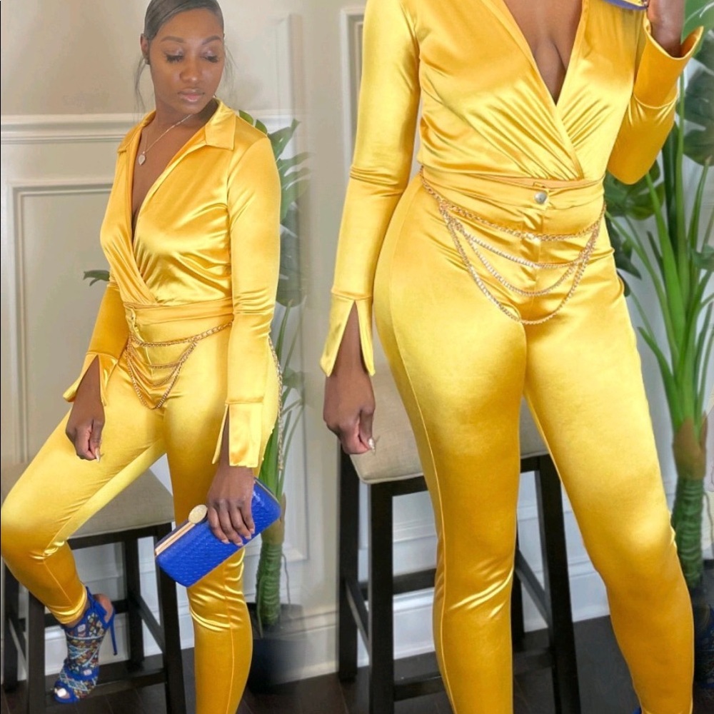 Taking Risk Pant Set - Picture 1 of 2